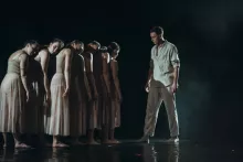 Spektakl teatru tańca PUZZLE w reżyserii i choreografii Karoliny Kucy. Nagroda Rektora UG dla  najlepszego spektaklu tegorocznego "PSTRO. II Przeglądu Studenckich Teatralnych Realizacji Offowych"