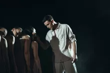Spektakl teatru tańca PUZZLE w reżyserii i choreografii Karoliny Kucy. Nagroda Rektora UG dla  najlepszego spektaklu tegorocznego "PSTRO. II Przeglądu Studenckich Teatralnych Realizacji Offowych"