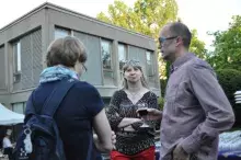 Katarzyna Wojan na spotkaniu z pisarką Katją Kettu w Ambasadzie Finlandii