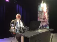 Prof. Michał Piotr Mrozowicki w trakcie dyskusji po wykładzie