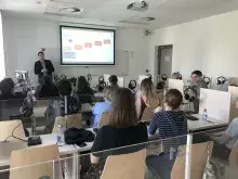 Spotkanie przedstawiciela firmy Norian dr Damiana Kędziory ze studentami specjalności fińskiej