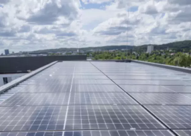 Zielony Uniwersytet Gdański: Instalacje fotowoltaiczne na budynku Neofilologii UG