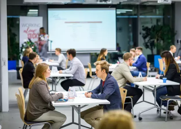 Podsumowanie projektu szkoleń i spotkań z pracodawcami studentów Filologicznego w O4 Coworking…
