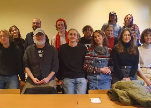 Konsultacje scenariopisarskie studentów Wiedzy o Filmie i Kulturze Aaudiowizualnej z Wojciechem…