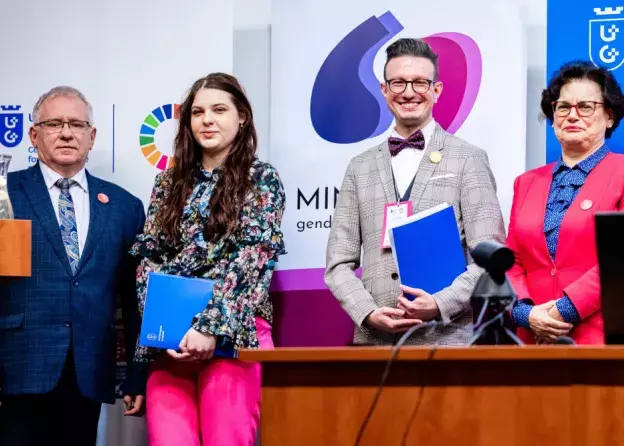 Trwa nabór zgłoszeń do Nagrody Specjalnej WŁĄCZAM PŁEĆ DO BADAŃ w ramach projektu MINDtheGEPs