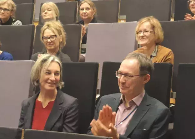 Profesor Małgorzata Jarmułowicz rekomendowana przez Radę Wydziału Filologicznego na stanowisko…