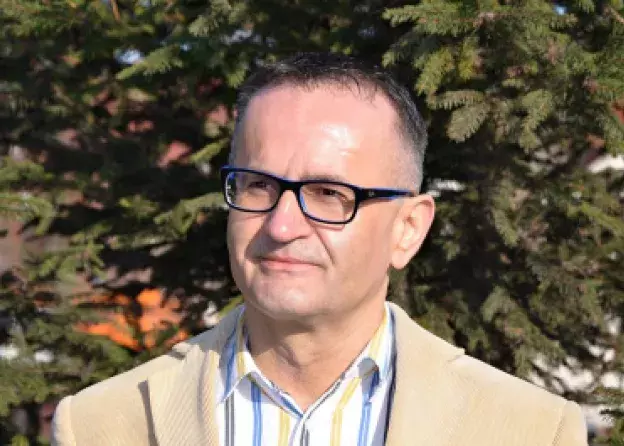 "GlottoTalk" z prof. UG Zenonem Licą - "Nauczanie języka polskiego jako obcego i…