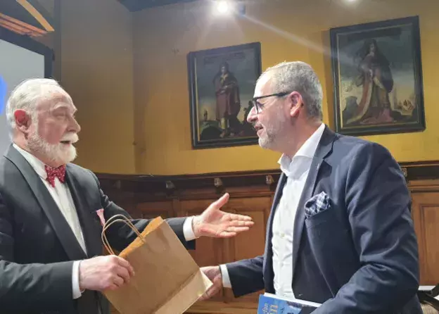 Między mitem a historią. Jubileusz 75. urodzin Profesora Stefana Chwina