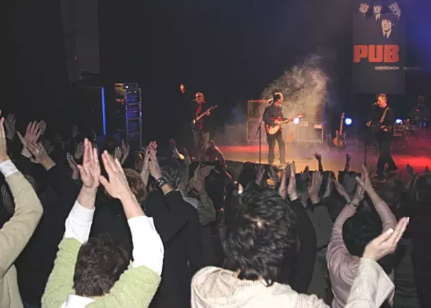 Koncert zespołu OBSESJA na 50-lecie Instytutu Anglistyki i Amerykanistyki i na Światowym Zjeździe…