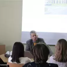 warsztat o specyfice życia studentów na campusie uniwersyteckim