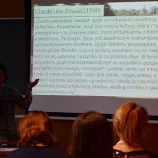 Konferencja "Terapia logopedyczna a adaptacja kulturowa osób bilingwinalnych"